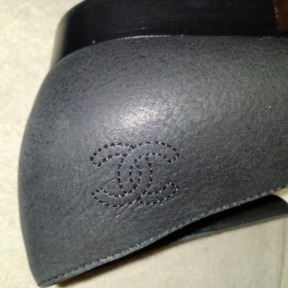 CHANEL BUFFALO GLITTER STAR BALLERINA FLATS - Picture 5 of 10